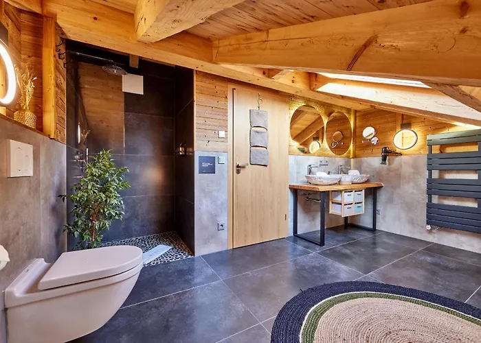 Alpi Apartment *