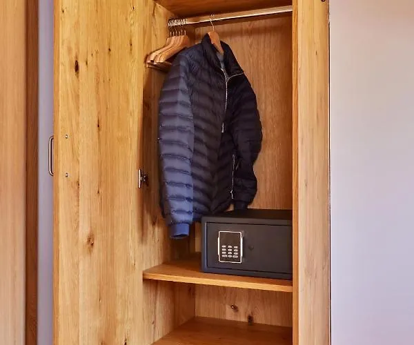 Alpi Apartment *